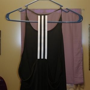 Athletic tank top